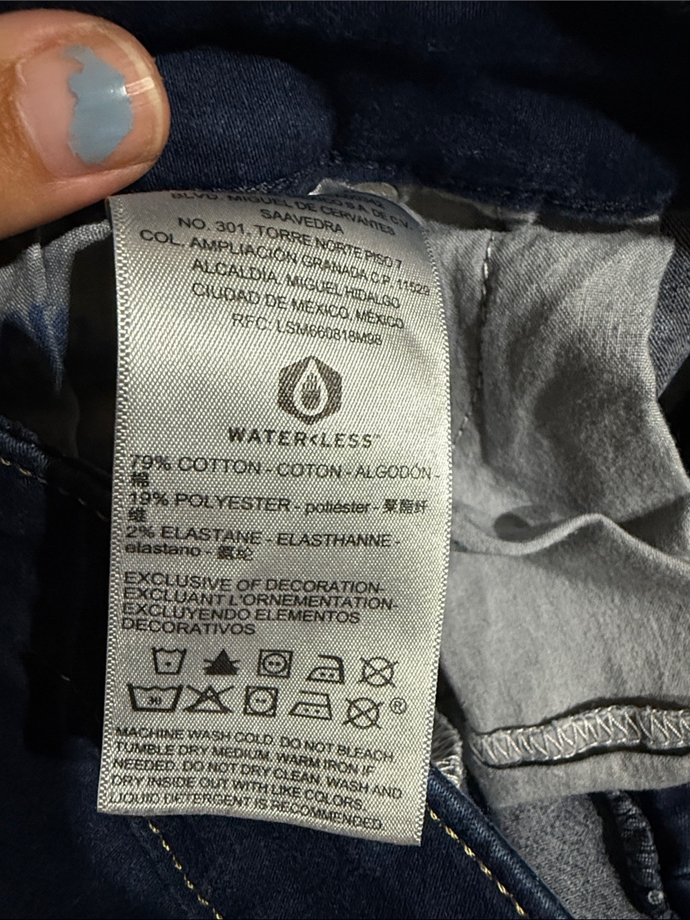 Signature by Levi Strauss Dark Wash Skinny Mid Rise Jeans 22S - Picture 8 of 10